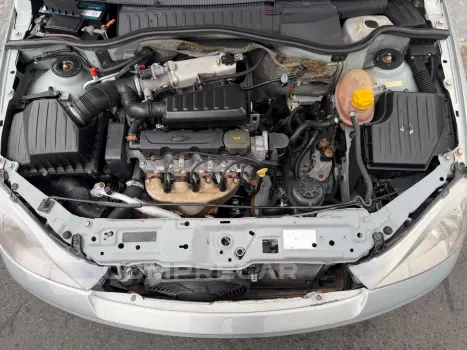 CORSA 1.8 MPFI Sedan 8V