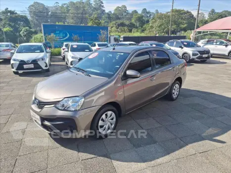 Toyota ETIOS 1.5 XS SEDAN 16V FLEX 4P AUTOMÁTICO 4 portas