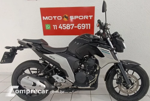 Yamaha FZ 25 FAZER