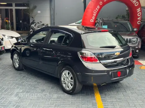 VECTRA 2.0 MPFI GT Hatch 8V