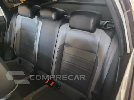 Nivus Highline 1.0 200 TSI Flex Aut.