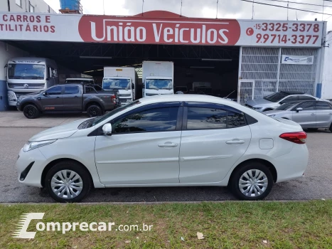 Toyota YARIS 1.5 16V Sedan XL 4 portas