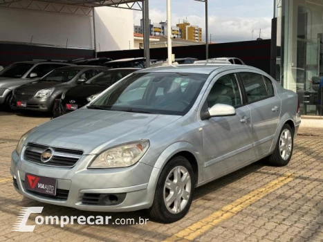 VECTRA SEDAN - 2.0 MPFI ELEGANCE 8V 4P MANUAL