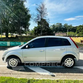 FORD FIESTA 1.6 MPI Class Hatch 8V 4 portas