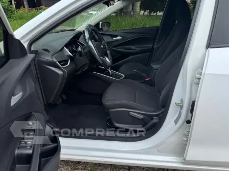 ONIX SEDAN Plus LTZ 1.0 12V TB Flex Aut.