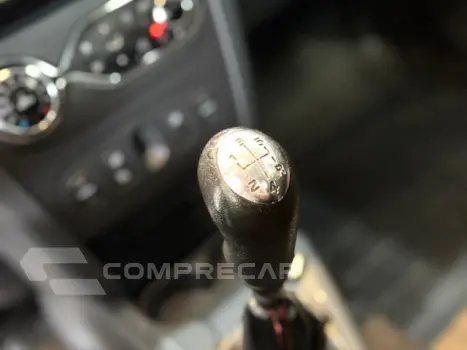 SANDERO - 1.6 STEPWAY 8V 4P MANUAL