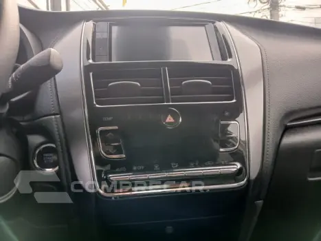 YARIS SEDAN - 1.5 16V SEDAN XS CONNECT MULTIDRIVE