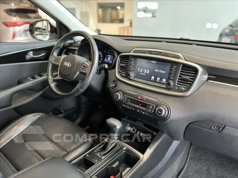 SORENTO 2.4 16V GASOLINA EX 7L AUTOMÁTICO
