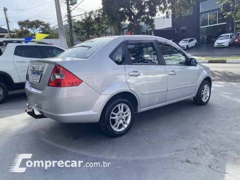 FIESTA 1.6 MPI Class Sedan 8V