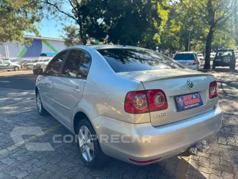 POLO SEDAN 1.6 MI 8V
