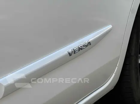 VERSA 1.6 16V FLEX UNIQUE 4P XTRONIC