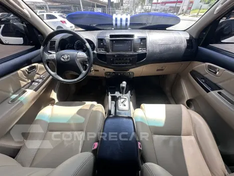 HILUX SW4 3.0 SRV 4X4 16V TURBO INTERCOOLER DIESEL 4P AUTOMÁ