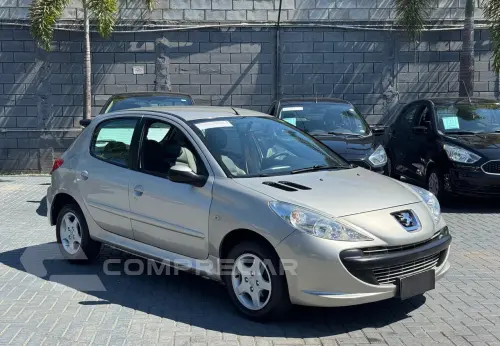 PEUGEOT 207 1.4 XR 8V 4 portas