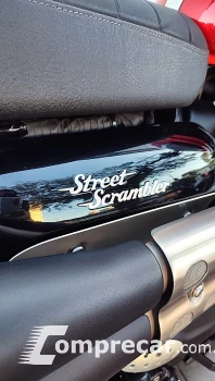 TRIUMPH STREET SCRAMBLER