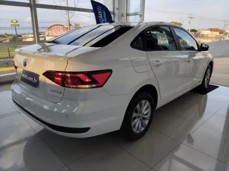 Virtus 1.0 4P 200 TSI FLEX COMFORTLINE AUTOMÁTICO
