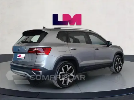 TAOS 1.4 250 TSI TOTAL FLEX HIGHLINE AUTOMÁTICO