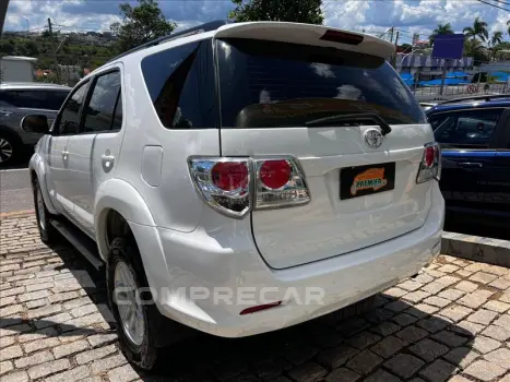 HILUX SW4 2.7 SR 4X2 16V