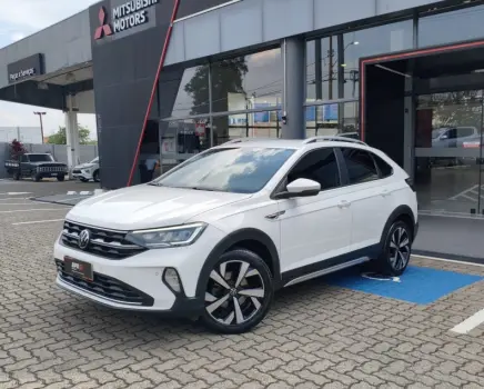 Volkswagen NIVUS 1.0 200 TSI Highline 4 portas