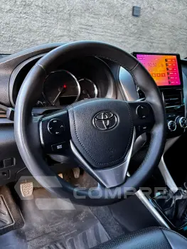 YARIS 1.3 16V XL