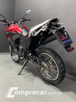 LANDER 250 ABS