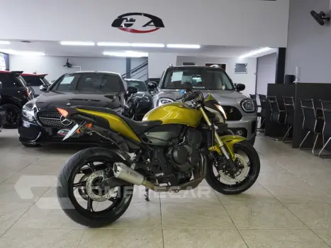 CB 600F HORNET