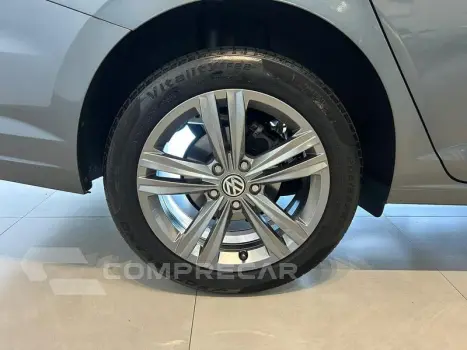 JETTA R-LINE 250 TSI 1.4 FLEX 16V AUT.