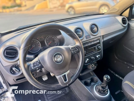 Saveiro 1.6 Cross Cd 16V Flex 2P Manual