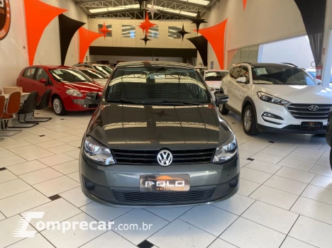 Volkswagen FOX 1.0 MI TREND 8V VOLKSWAGEN 4 portas