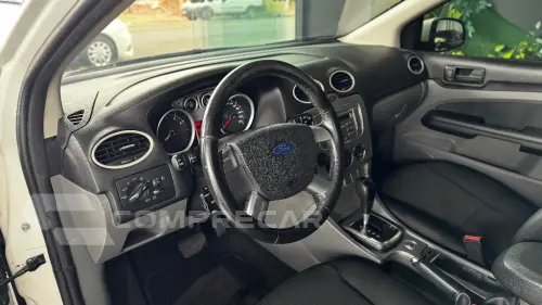 Focus 2.0 16V/SE/SE Plus Flex 5p Aut.