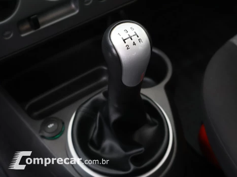 FIESTA 1.6 Rocam SE Sedan 8V