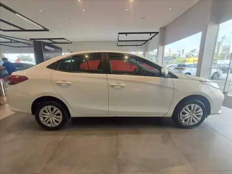 YARIS 1.5 16V FLEX SEDAN XL LIVE MULTIDRIVE