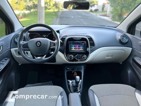 Renault CAPTUR 1.6 16V SCE Intense 4 portas