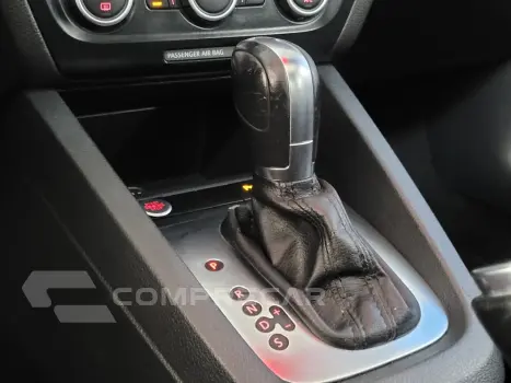 JETTA Highline 2.0 TSI 16V 4p Tiptronic