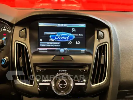 Focus 2.0 Titanium 16V Flex 4P Powershift