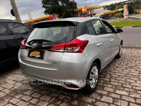 YARIS 1.5 16V XL