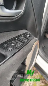 RENEGADE 1.8 16V FLEX SPORT 4P MANUAL