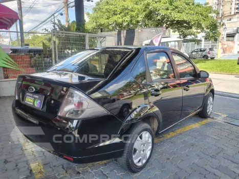 FIESTA 1.6 Rocam SE Sedan 8V