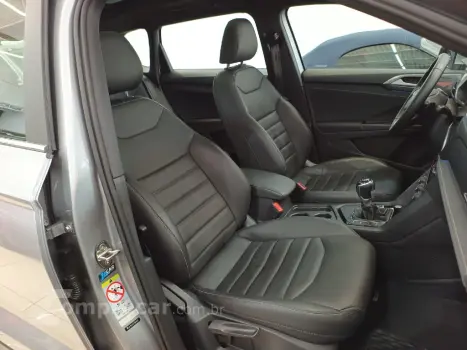 TAOS 1.4 250 TSI TOTAL FLEX HIGHLINE AUTOMÁTICO