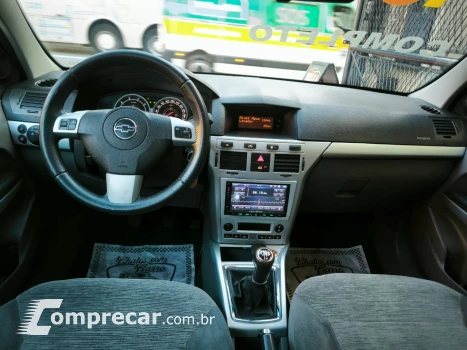 VECTRA 2.0 MPFI Elegance 8V 140cv