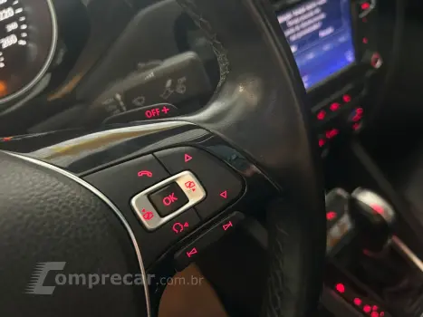 JETTA Highline 2.0 TSI 16V 4p Tiptronic