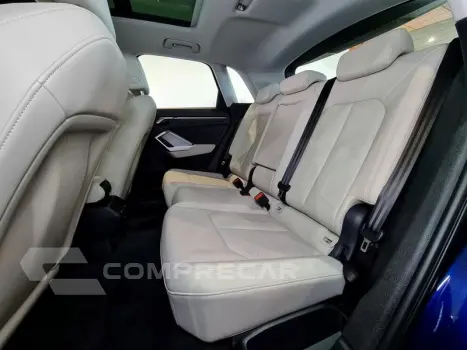 Q3 PERFORMANCE 2.0 TFSI QUATTRO