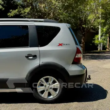 LIVINA 1.8 SL X-gear 16V