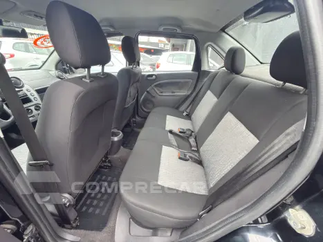 FIESTA 1.6 Rocam Sedan 8V
