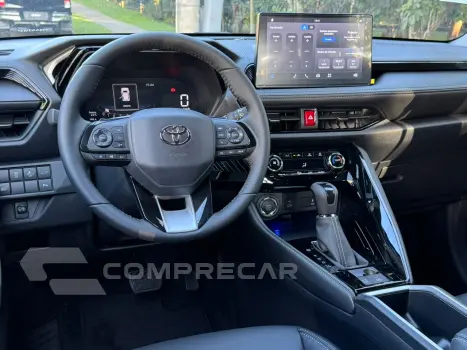 YARIS CROSS 1.5 VVT-I XRX