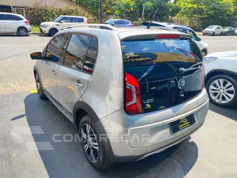 up! cross 1.0 TSI Total Flex 12V 5p