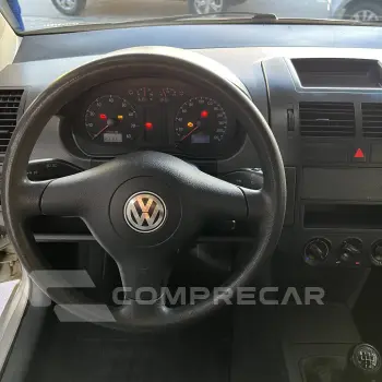 Polo SPORTLINE 1.6 Mi Total Flex 8V 5p
