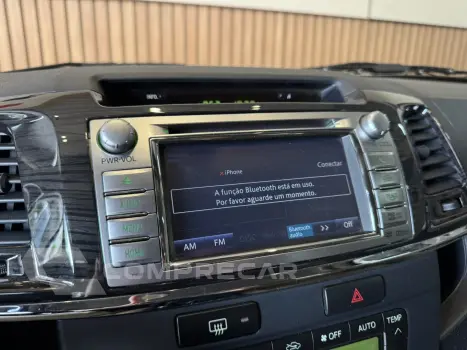 HILUX SW4 3.0 SRV 4X4 7 LUGARES 16V TURBO INTERCOOLER DIESEL