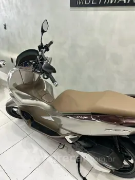 PCX DLX ABS