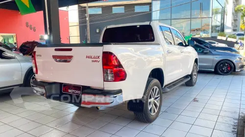 TOYOTA HILUX 2.7 SRV 4X2 CD 16V