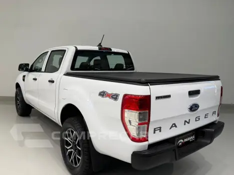 RANGER 3.2 XL 4X4 CD 20V DIESEL 4P AUTOMÁTICO